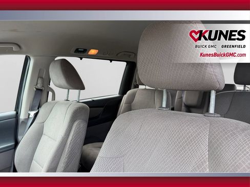 Used 2014 Honda Odyssey EX image 17