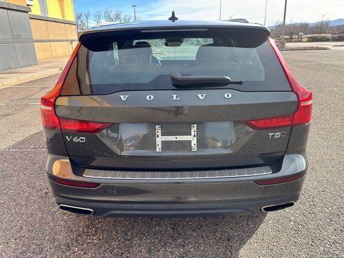 Used 2020 Volvo V60 T5 Cross Country w/ Protection Package Premier AWD/4WD image 12