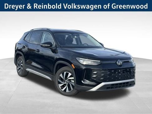 New 2026 Volkswagen Tiguan S image 1