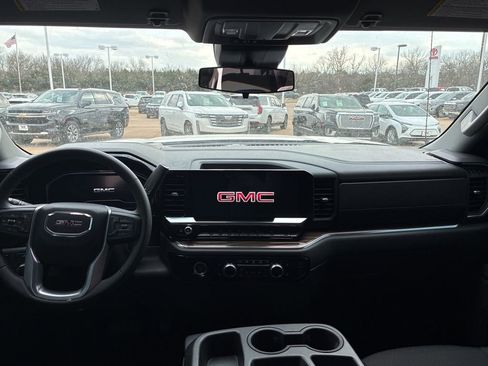 Used 2024 GMC Sierra 1500 Elevation image 12