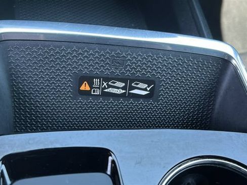 Used 2025 Chevrolet Equinox ACTIV w/ Safety and Technology Package AWD/4WD image 36