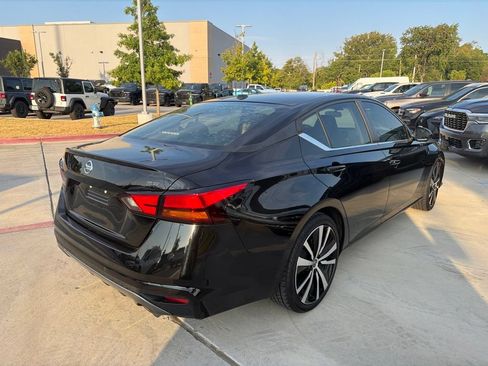 Used 2020 Nissan Altima 2.5 SR FWD image 5