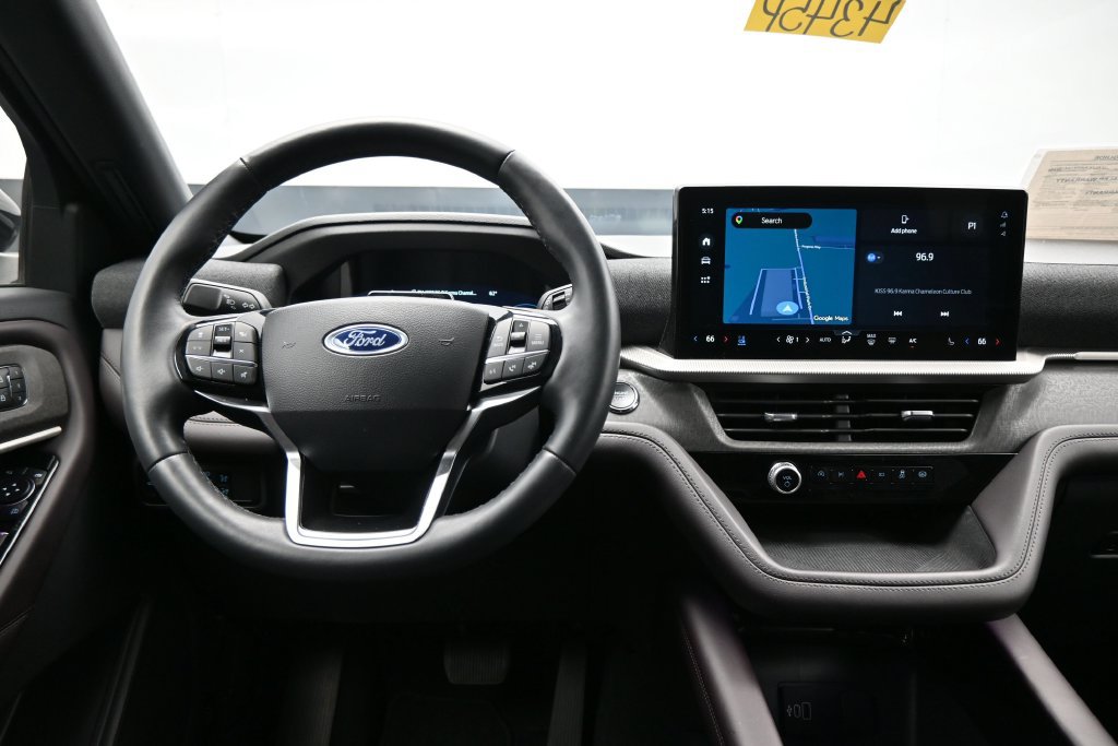 Used 2026 Ford Explorer Platinum AWD/4WD image 14