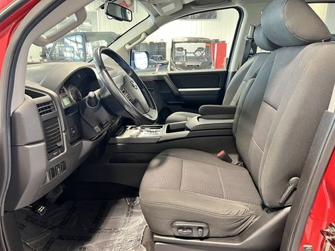 Used 2012 Nissan Titan SV w/ SV Value Truck Pkg image 10