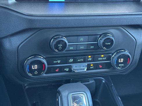 New 2025 Ford Bronco Big Bend image 20