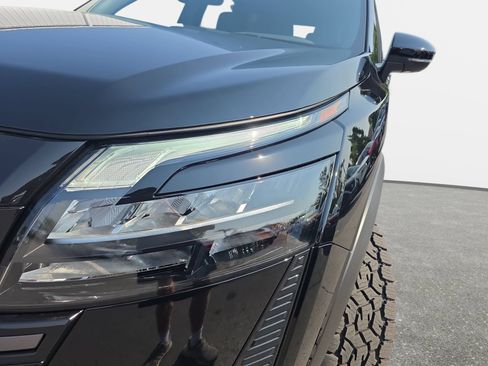 New 2026 Nissan Pathfinder Rock Creek AWD/4WD image 30
