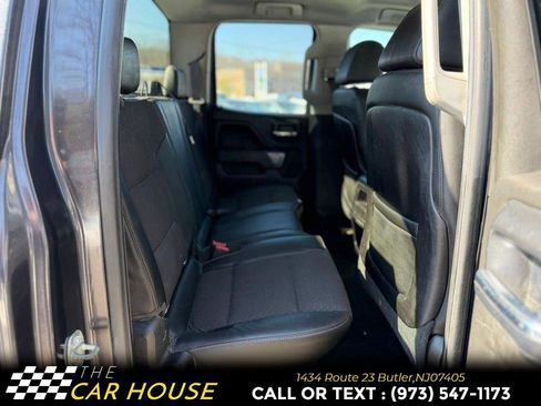 Used 2015 GMC Sierra 2500 SLE w/ All-Terrain HD Package image 19