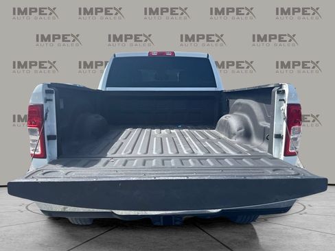 Used 2024 RAM 2500 Big Horn AWD/4WD image 16