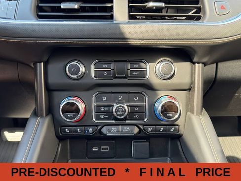 Used 2023 GMC Yukon AT4 w/ AT4 Premium Package AWD/4WD image 32