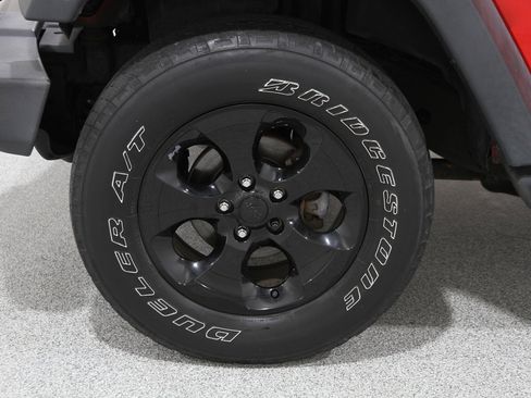 Used 2014 Jeep Wrangler Sport image 18