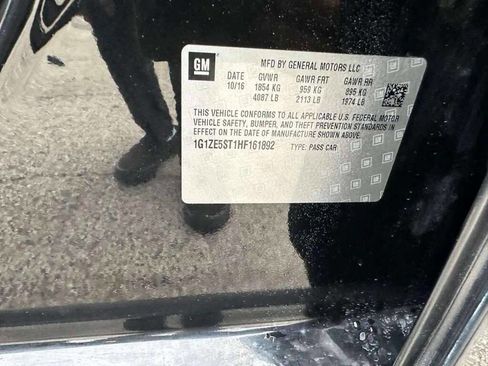 Used 2017 Chevrolet Malibu LT w/ LPO, Convenience Package 2 image 29