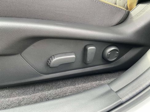 Used 2025 Subaru Crosstrek 2.5i Sport w/ Popular Package #4A image 8