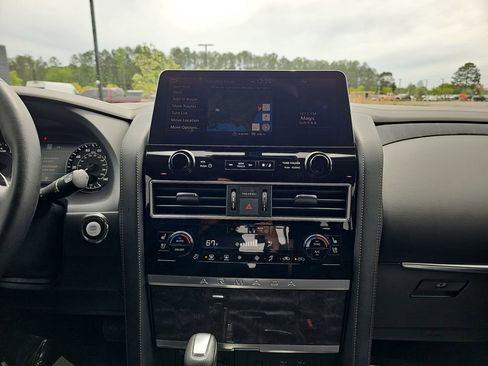 Used 2024 Nissan Armada Platinum w/ Captain's Chairs Package AWD/4WD image 25
