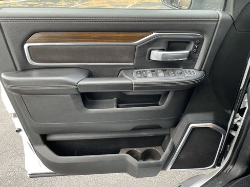 Certified 2024 RAM 2500 Laramie w/ Towing Technology Group image 34