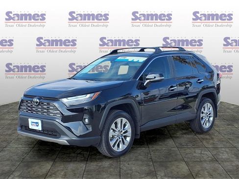 Used 2025 Toyota RAV4 Limited FWD image 3