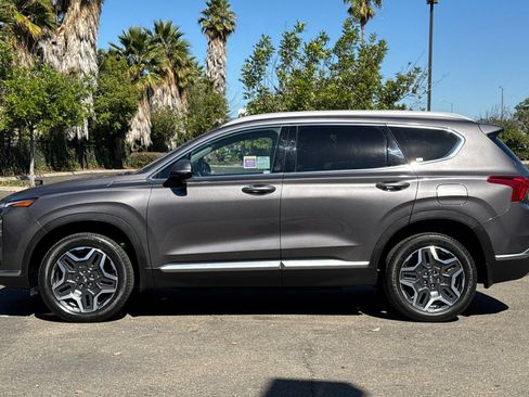 Used 2022 Hyundai Santa Fe SEL Premium w/ Cargo Package image 6