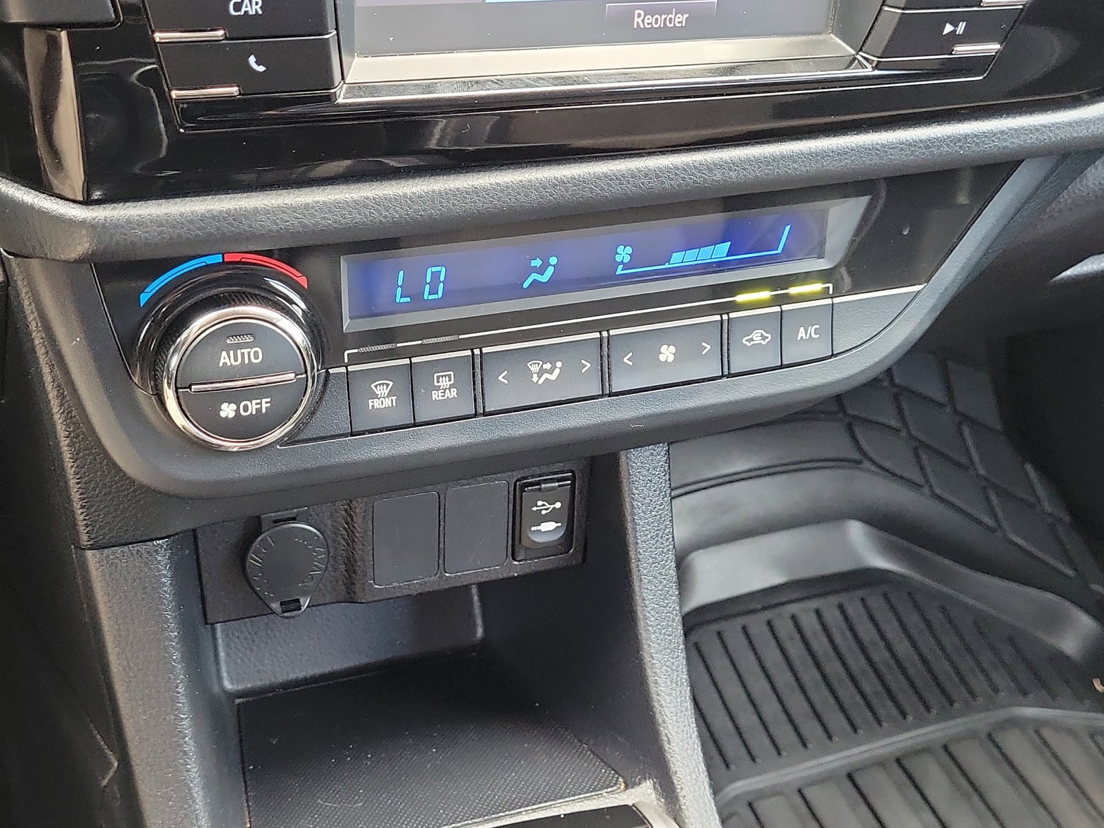 Used 2016 Toyota Corolla S FWD image 27