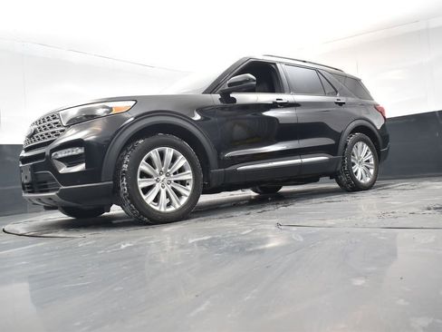Used 2020 Ford Explorer Limited image 24