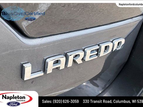 Used 2022 Jeep Grand Cherokee Laredo w/ Luxury Tech Group I AWD/4WD image 9