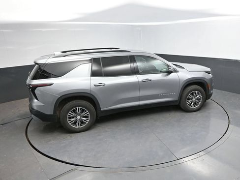 Used 2024 Chevrolet Traverse LT AWD/4WD image 29