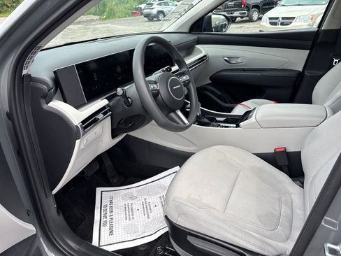 Certified 2026 Hyundai Tucson SE AWD/4WD image 9