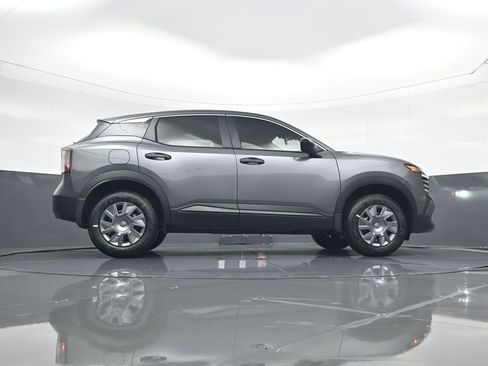 New 2026 Nissan Kicks S image 22