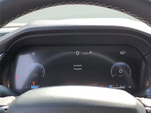 New 2025 Jeep Grand Cherokee Limited w/ Trailer Tow Package image 27