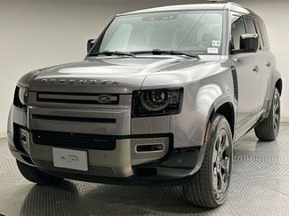 Used 2022 Land Rover Defender 110 X-Dynamic SE video 1