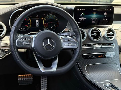 Used 2023 Mercedes-Benz GLC 300 4MATIC Coupe image 40