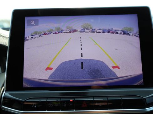 Used 2025 Jeep Compass Limited image 22