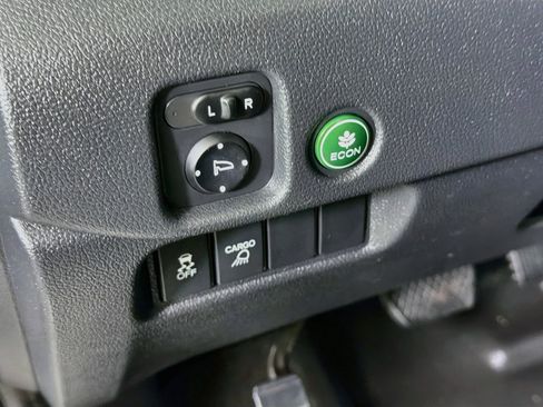 Used 2019 Honda Ridgeline RTL image 17