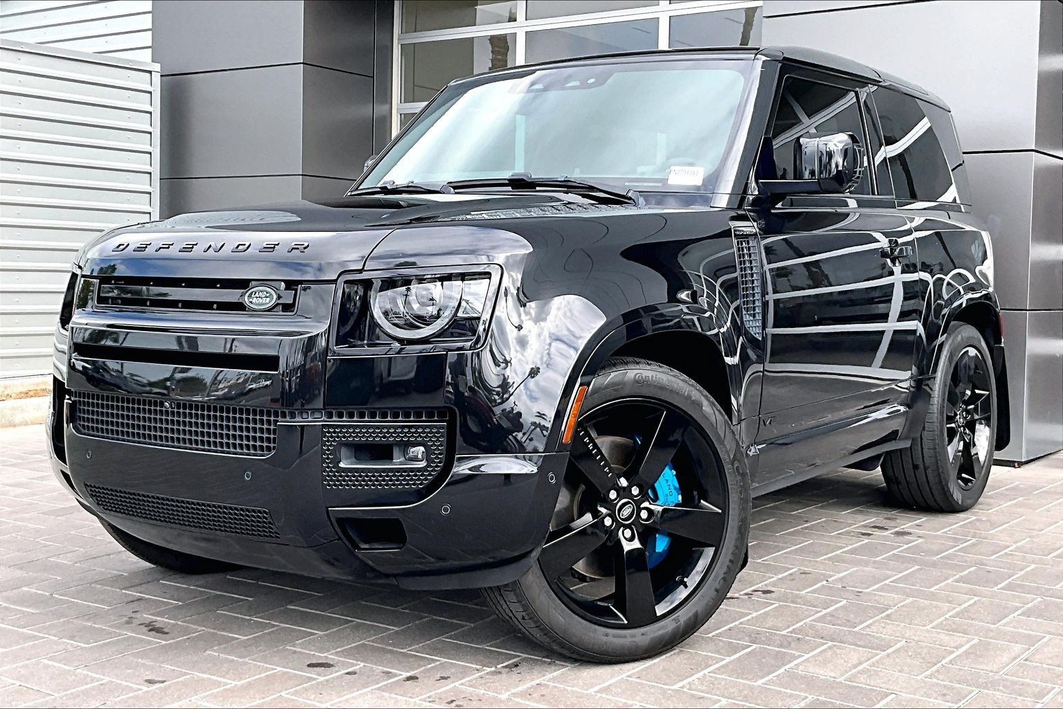 Used 2022 Land Rover Defender 90 V8 AWD/4WD image 1
