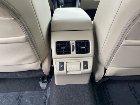 Used 2018 Subaru Outback 2.5i Limited AWD/4WD image 19
