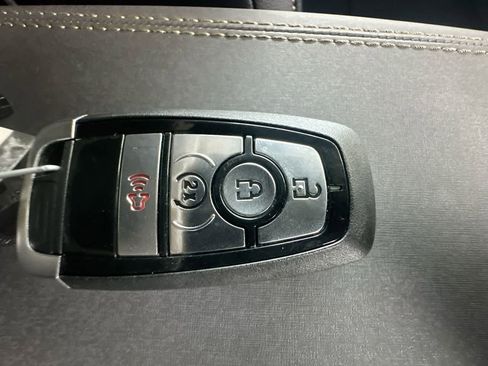 Used 2025 Ford Bronco Badlands AWD/4WD image 28