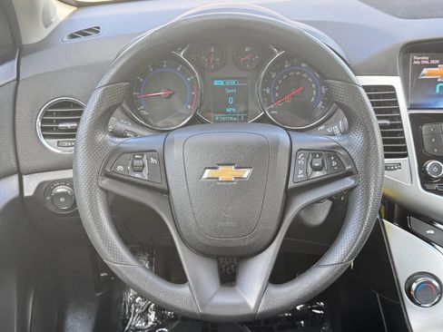 Used 2015 Chevrolet Cruze LT FWD image 5