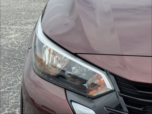 Used 2024 Nissan Sentra SV FWD image 10