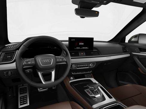 Certified 2024 Audi Q5 2.0T Premium Plus AWD/4WD image 3
