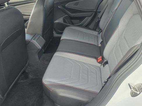 Used 2025 Volkswagen Jetta GLI Autobahn image 9