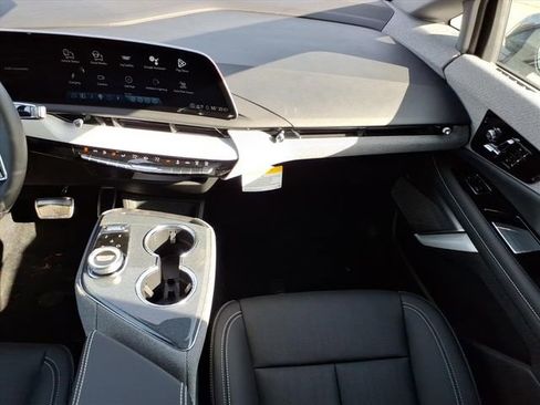 New 2026 Cadillac Optiq Sport 2 image 17