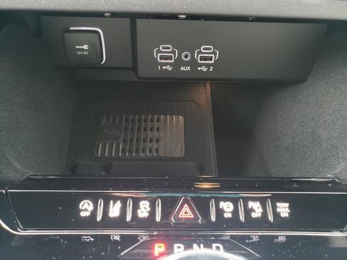 New 2026 Jeep Grand Wagoneer 4WD w/ Premium Group I image 19