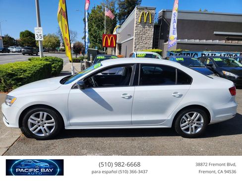 Used 2015 Volkswagen Jetta S w/ Welcome Package FWD image 4