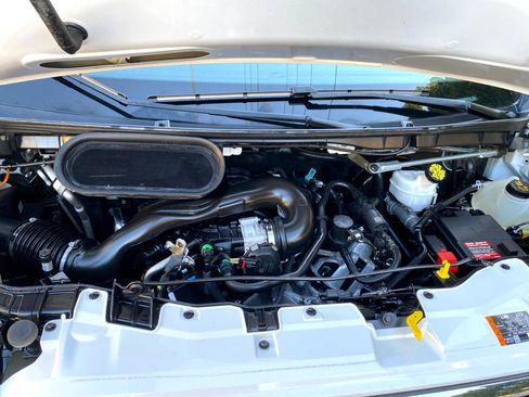 Used 2024 Ford Transit 250 Low Roof w/ Exterior Upgrade Package image 16