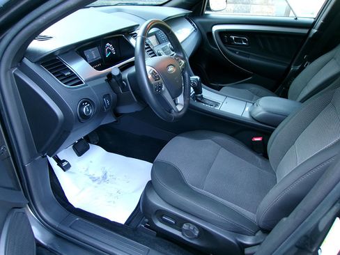 Used 2016 Ford Taurus SEL image 13