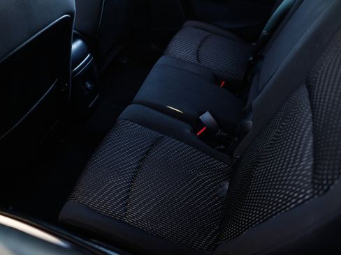 Used 2015 Dodge Journey SXT w/ Flexible Seating Group image 10