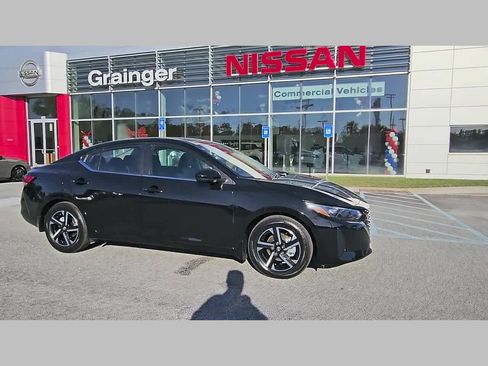 Used 2024 Nissan Sentra SV FWD image 36