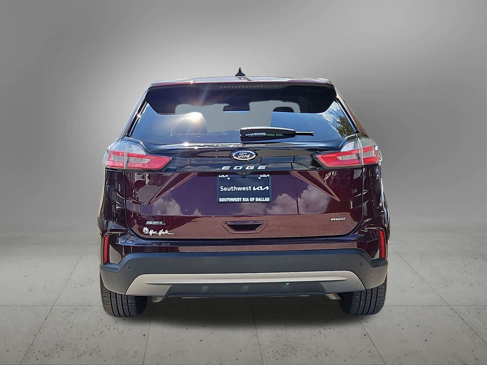Used 2023 Ford Edge SEL AWD/4WD image 5