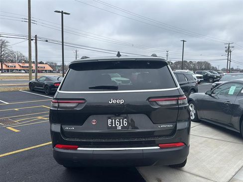 Used 2024 Jeep Grand Cherokee L Limited w/ Luxury Tech Group II image 11