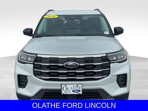 New 2026 Ford Explorer Active image 8