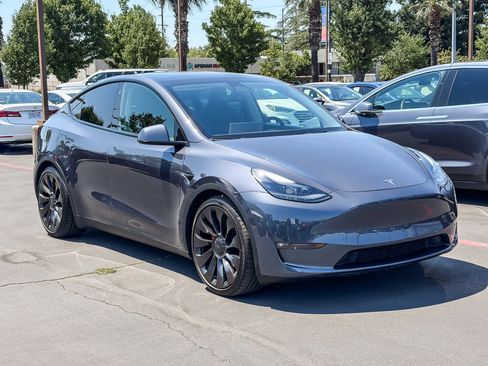 Used 2022 Tesla Model Y Performance AWD/4WD image 5