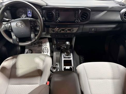 Used 2020 Toyota Tacoma SR5 AWD/4WD image 31